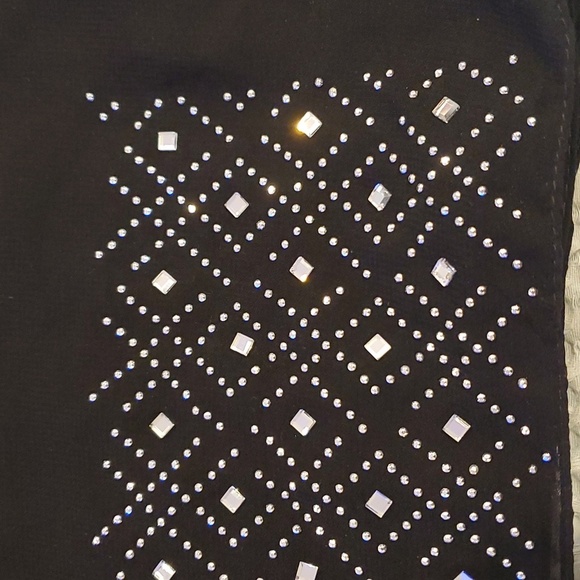 Jessica McClintock Scarf (48) - Picture 2 of 5